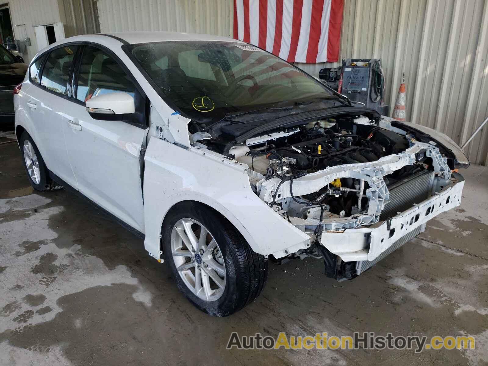 2016 FORD FOCUS SE, 1FADP3K27GL354996