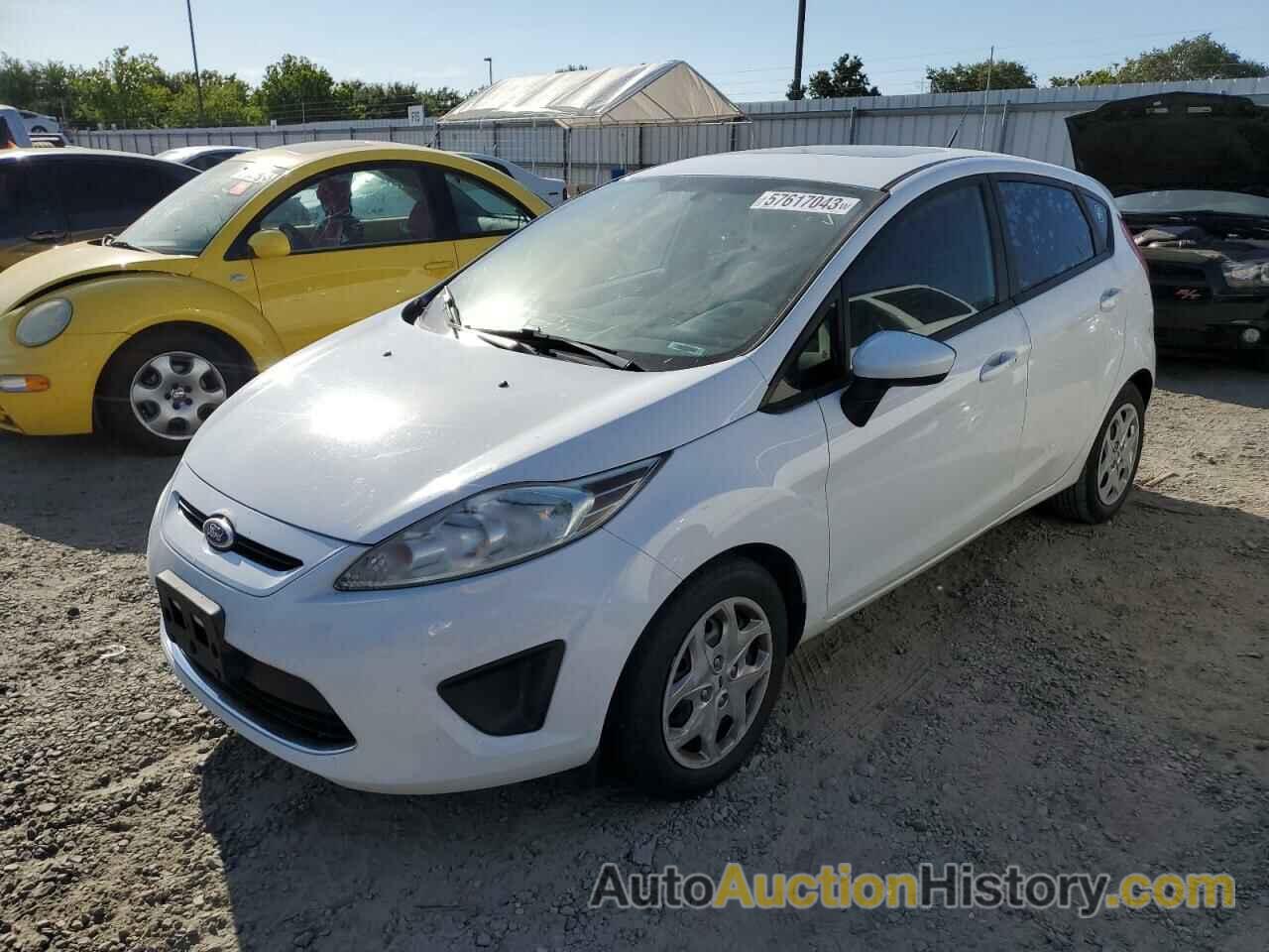 2011 FORD FIESTA SE, 3FADP4EJ1BM132843