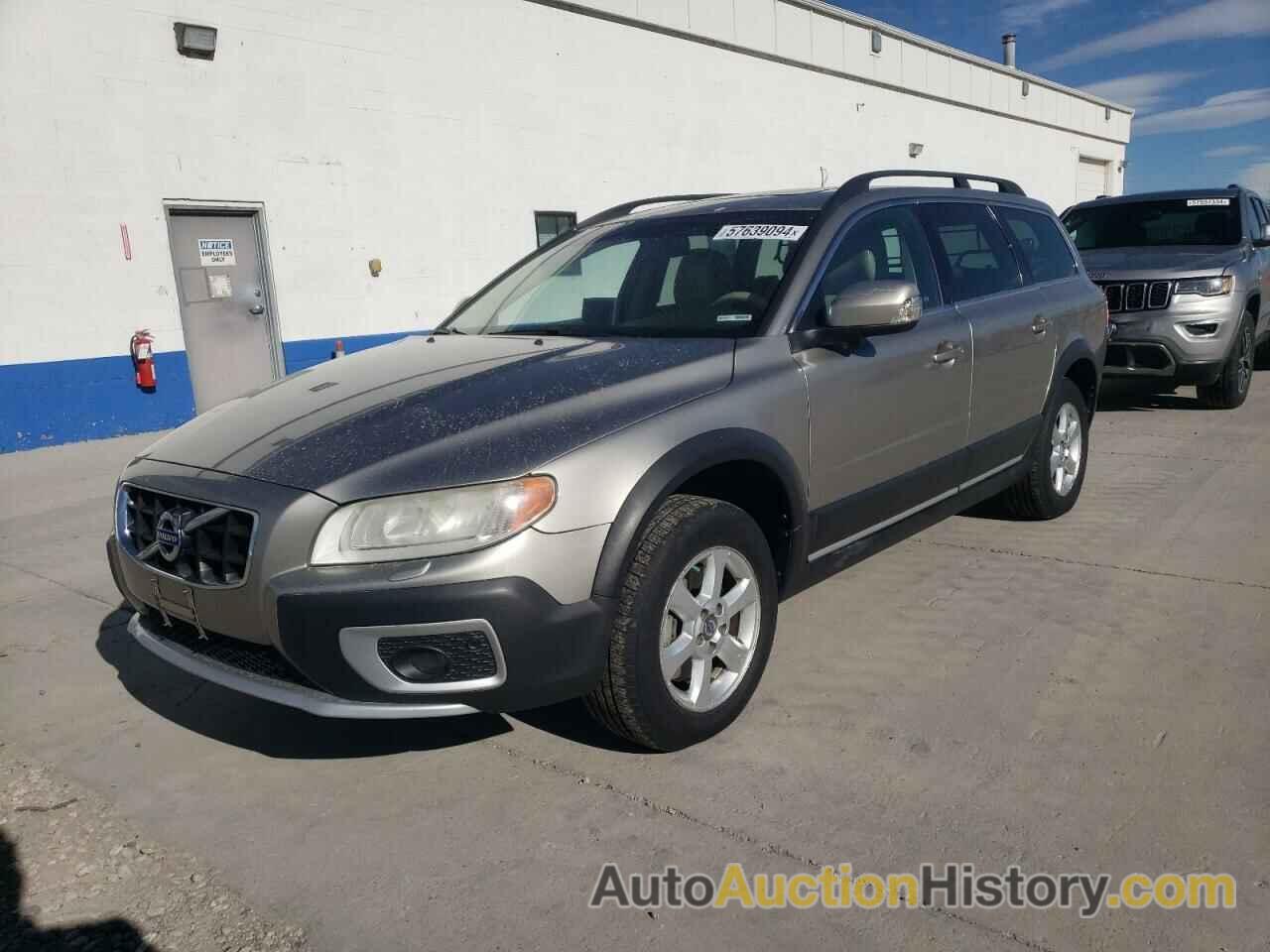 VOLVO XC70 3.2, YV4952BZXB1095841