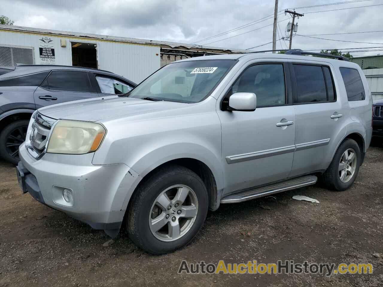 HONDA PILOT EX, 5FNYF48419B003410