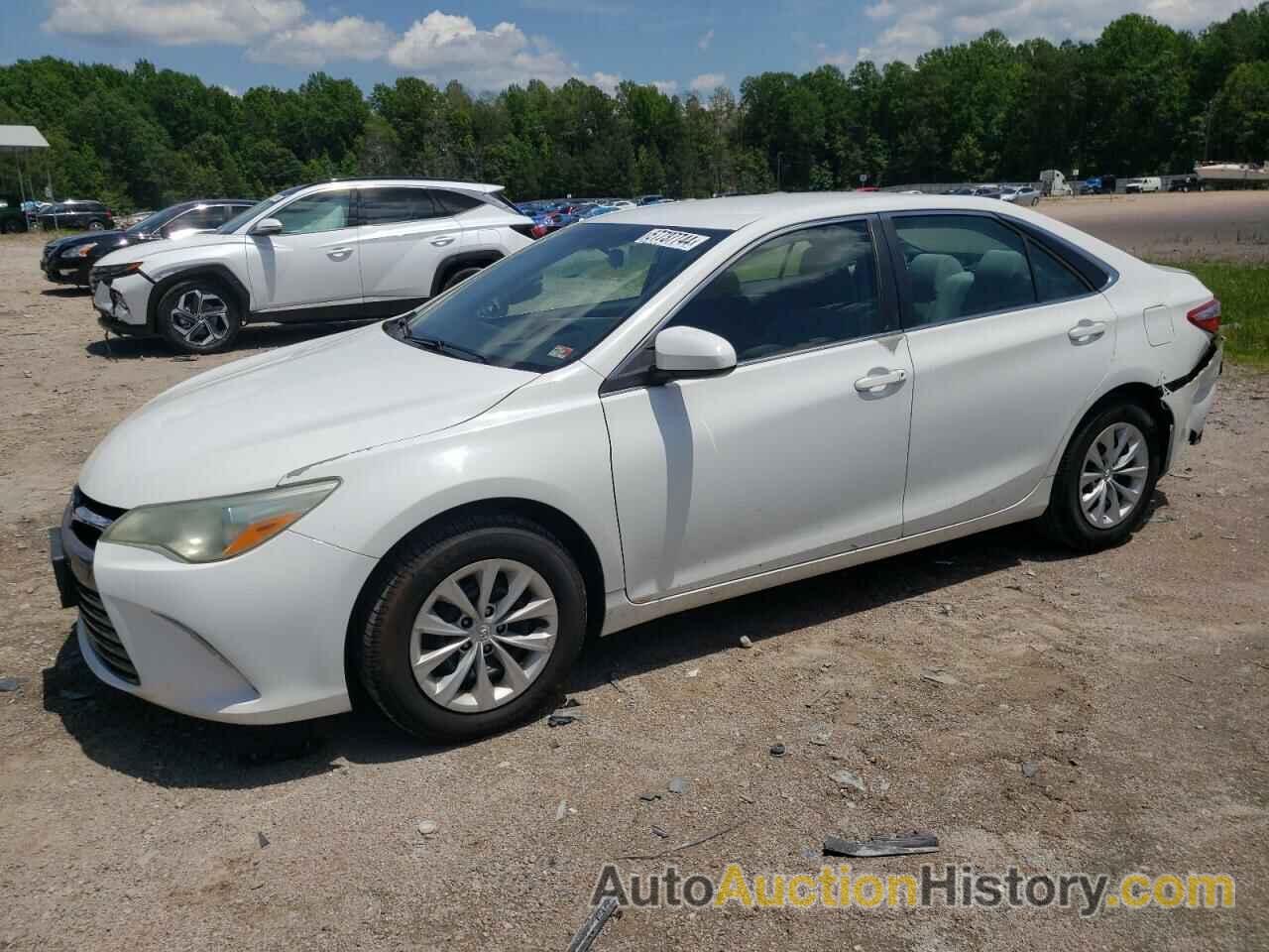 TOYOTA CAMRY LE, 4T4BF1FKXFR480248
