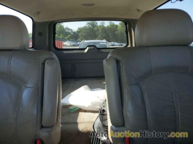 CHEVROLET SUBURBAN K1500, 3GNFK16T4YG161316