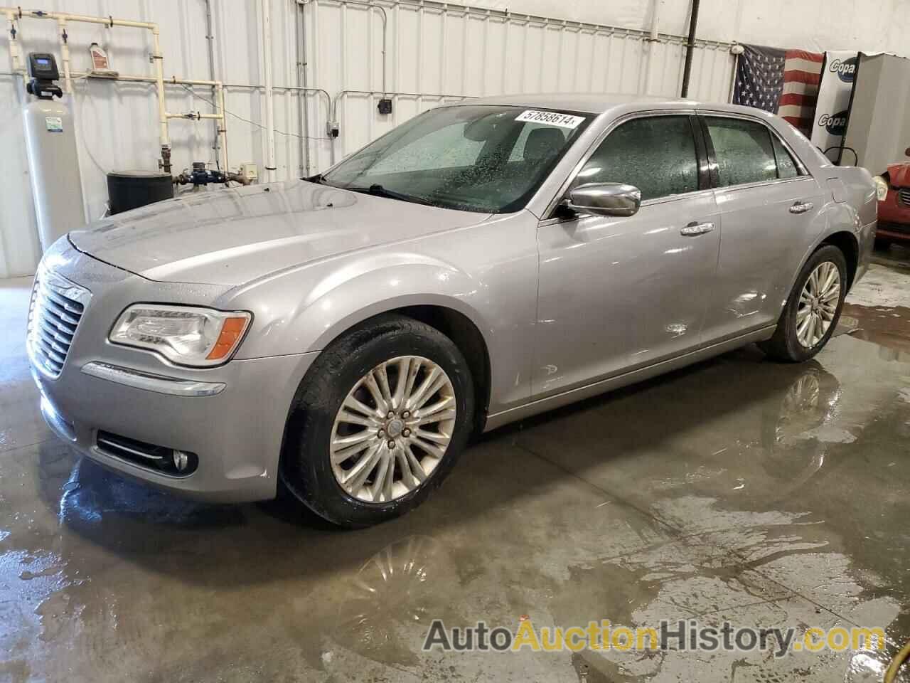 CHRYSLER 300, 2C3CCAKTXDH573625