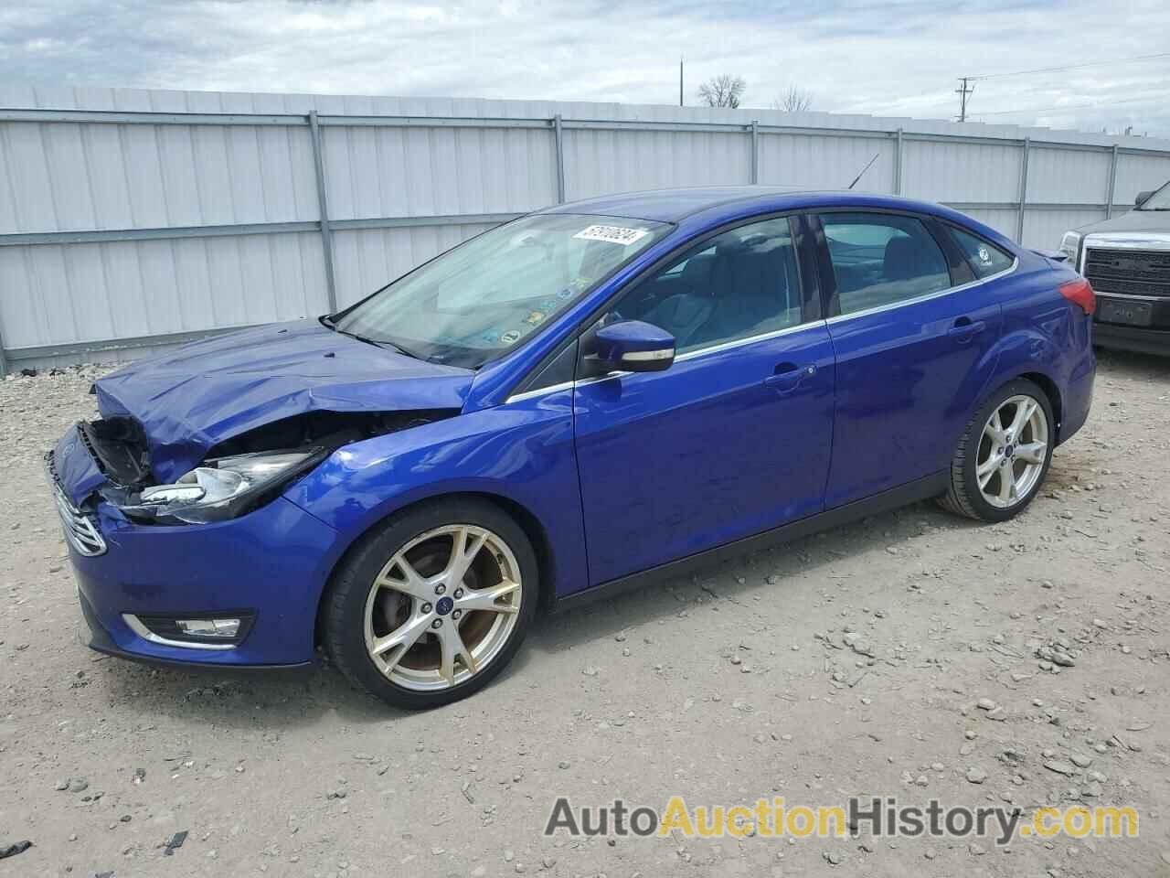 FORD FOCUS TITANIUM, 1FADP3J22FL382897