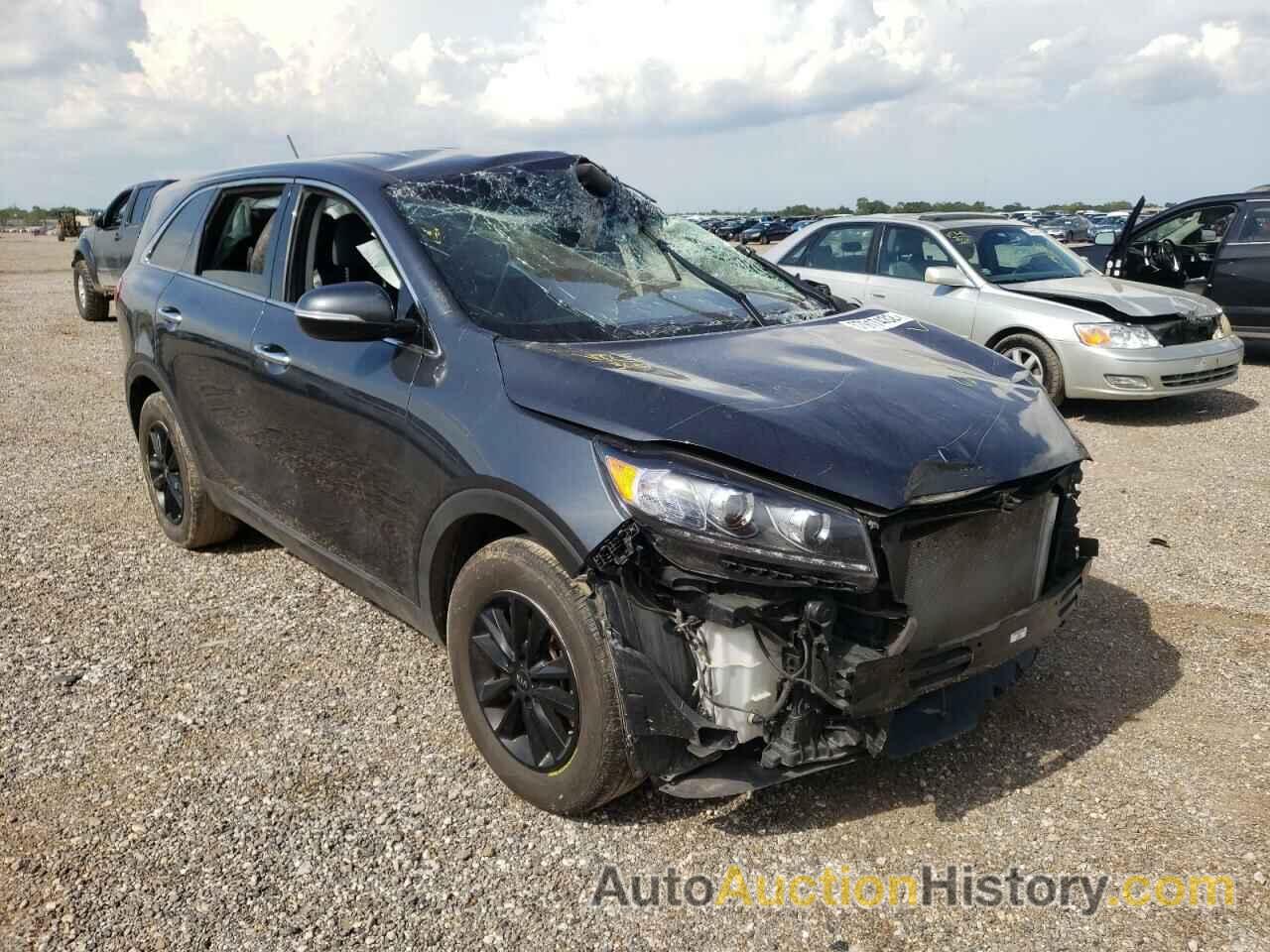 2020 KIA SORENTO S, 5XYPG4A55LG621406