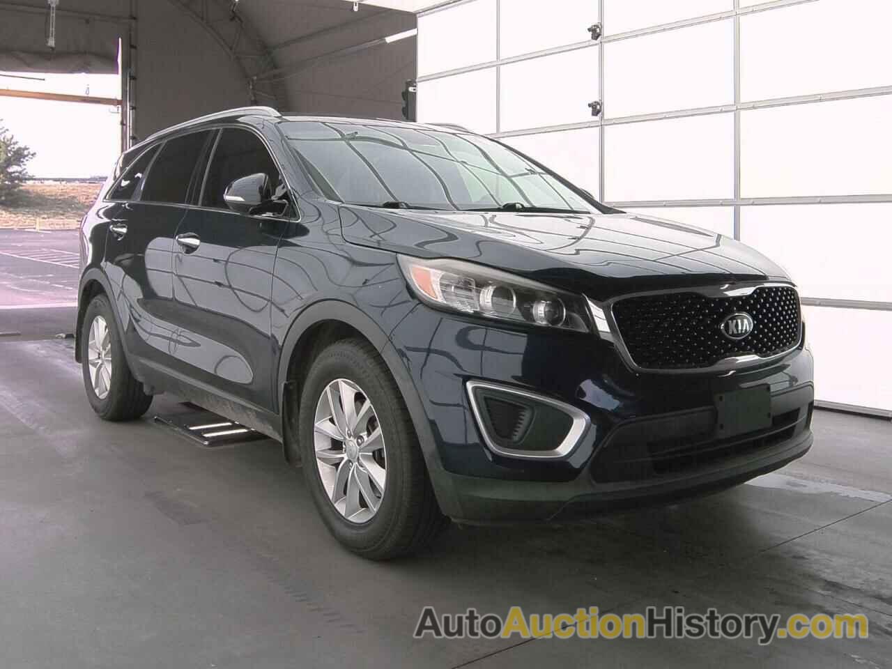 KIA SORENTO LX, 5XYPG4A31GG102311