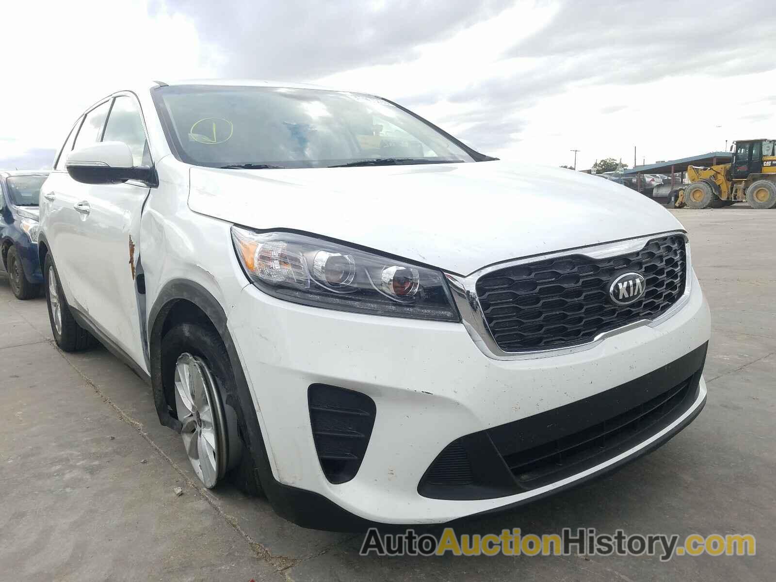 2020 KIA SORENTO S S, 5XYPG4A56LG622435