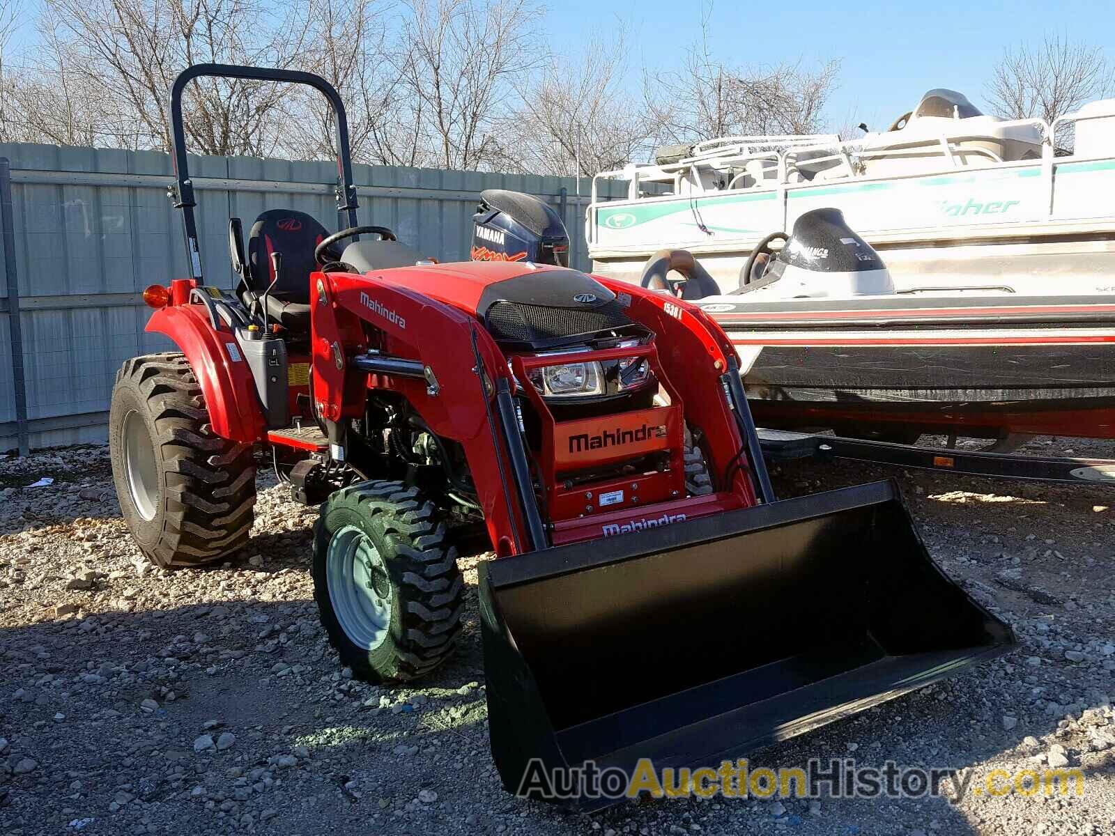 2019 MAHINDRA AND MAHINDRA TRACTOR, 1837115559