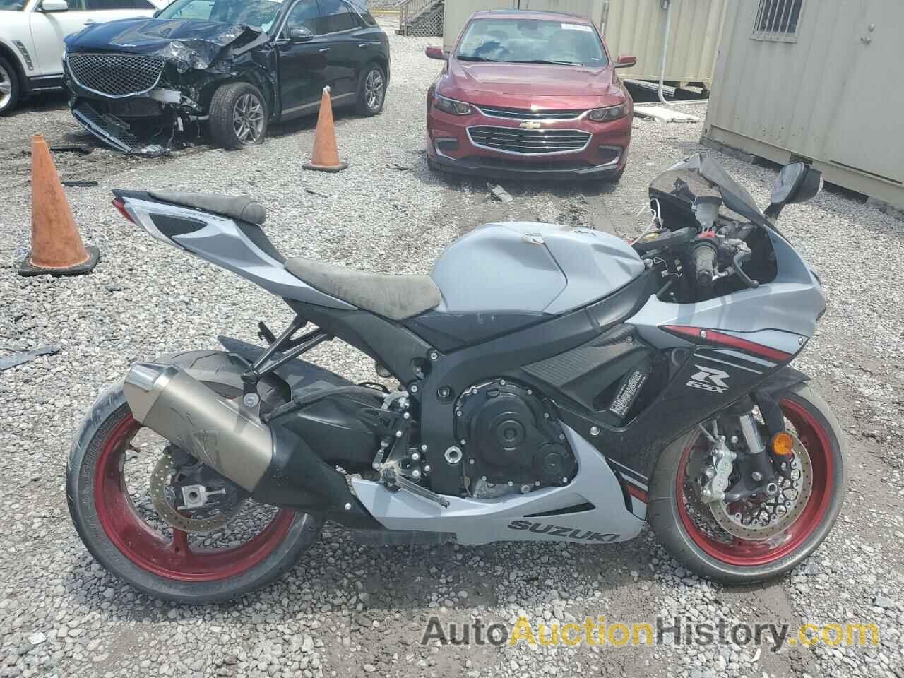 SUZUKI GSXR600, JS1GN7FA2P7100864