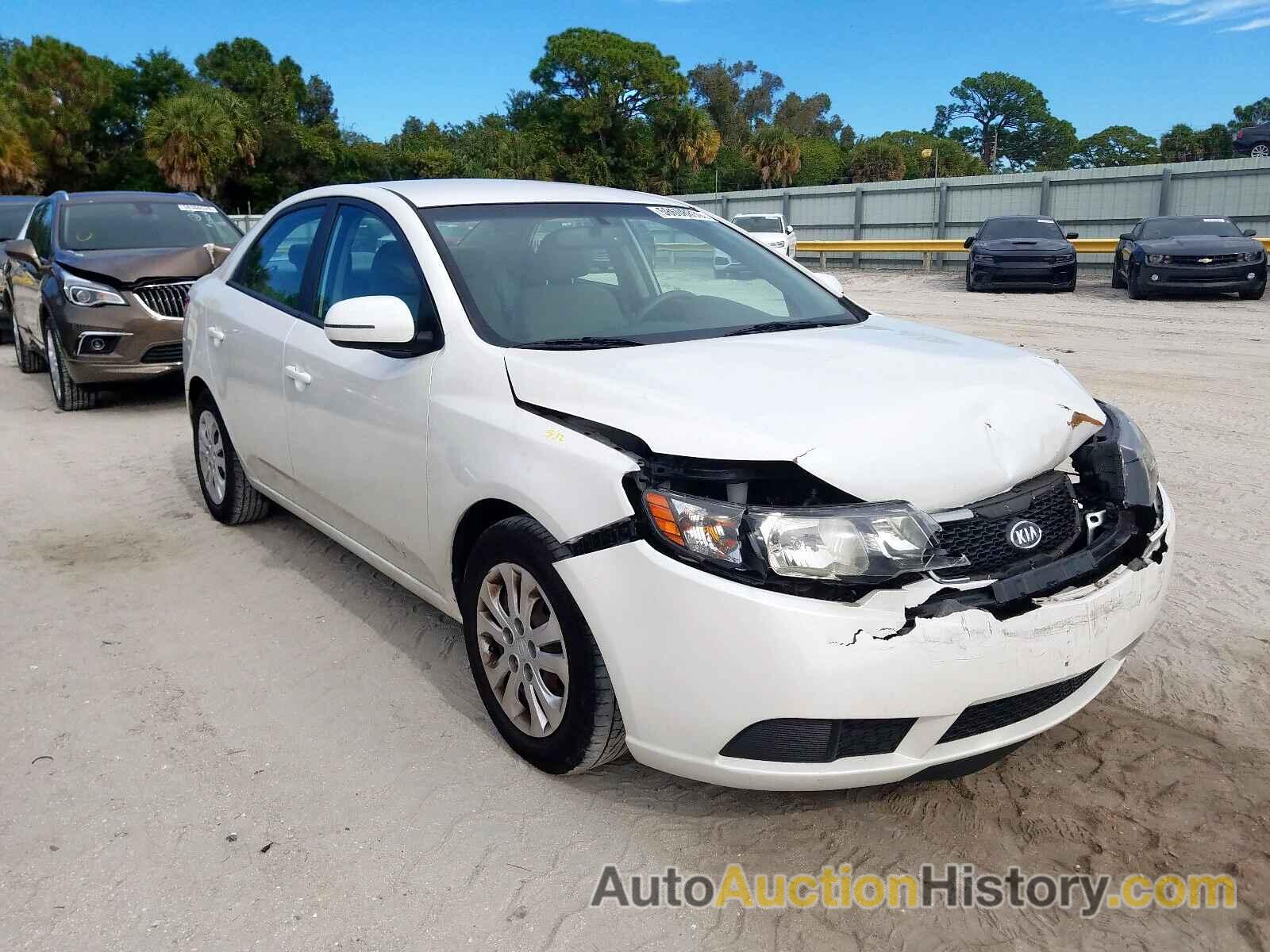 2011 KIA FORTE EX EX, KNAFU4A20B5352388