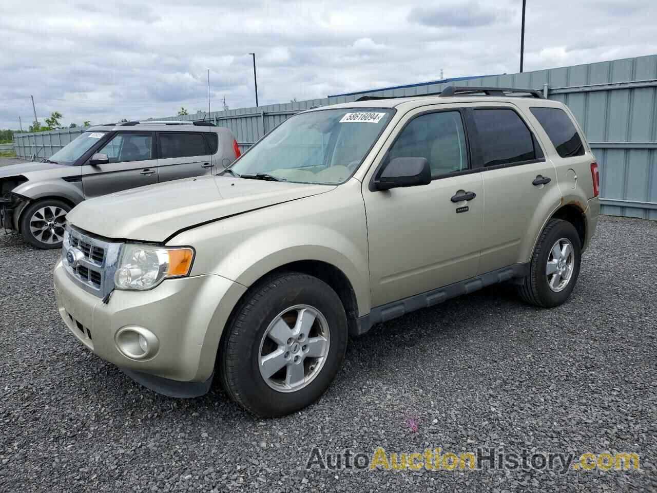 FORD ESCAPE XLT, 1FMCU9D77CKA18657