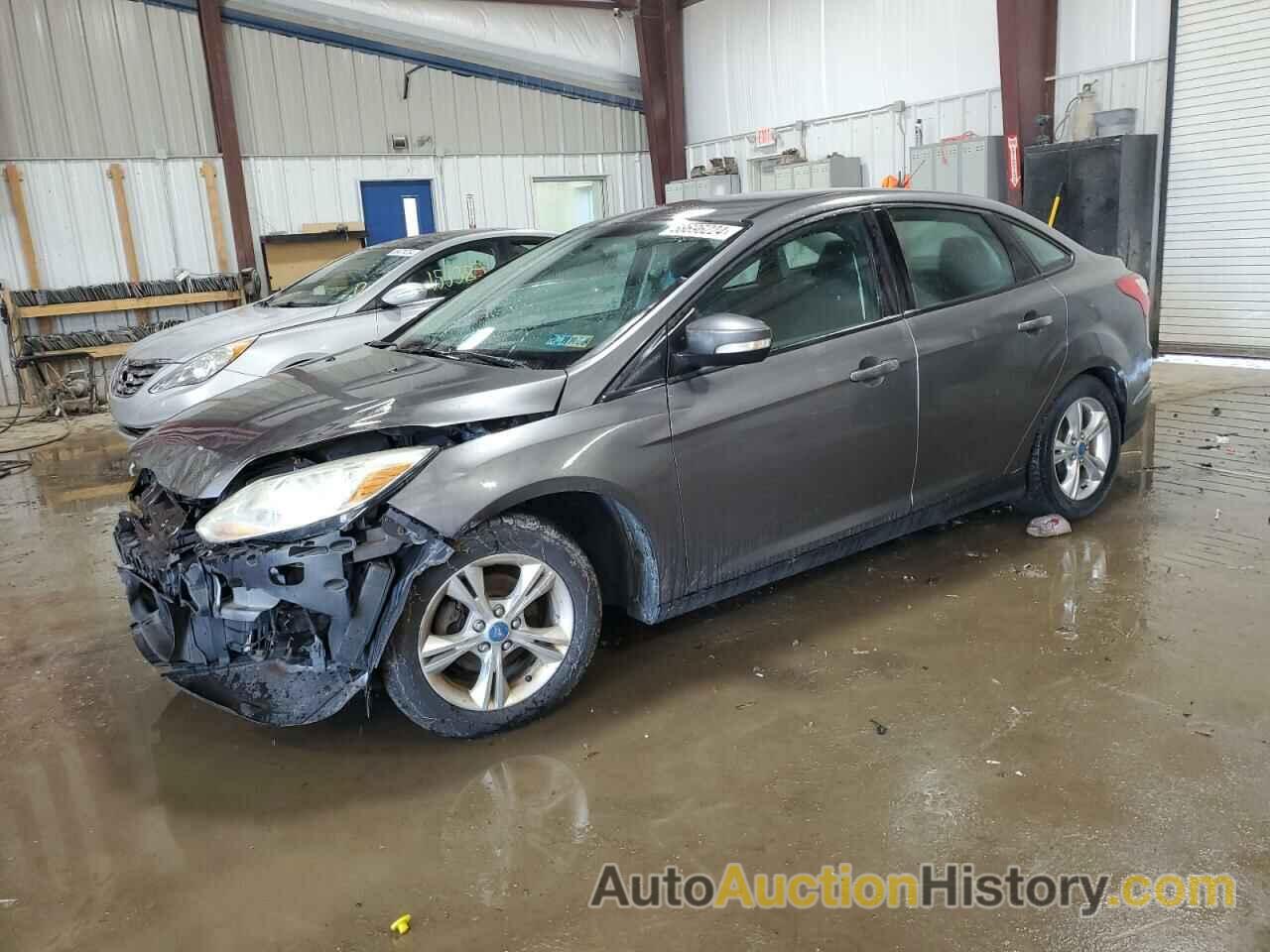 FORD FOCUS SE, 1FADP3F29DL276422