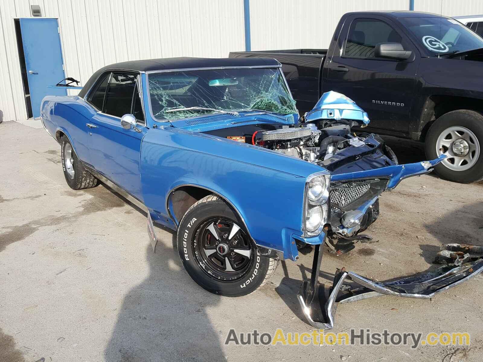 1967 PONTIAC SUNBIRD, 242177Z123105