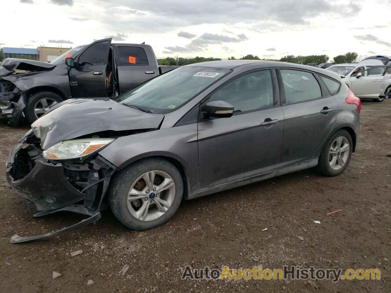 2014 FORD FOCUS SE, 1FADP3K21EL366882