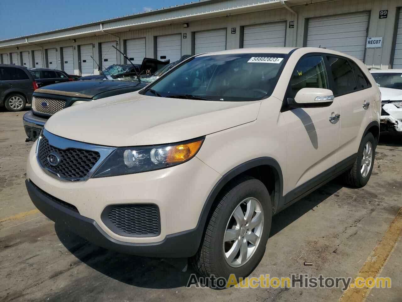 2011 KIA SORENTO BASE, 5XYKT3A18BG086826