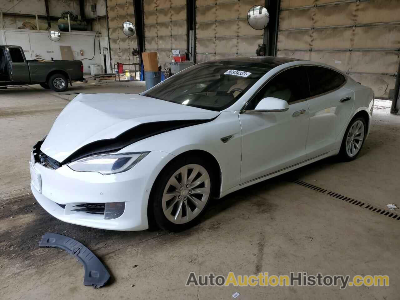 2016 TESLA MODEL S, 5YJSA1E24GF156401