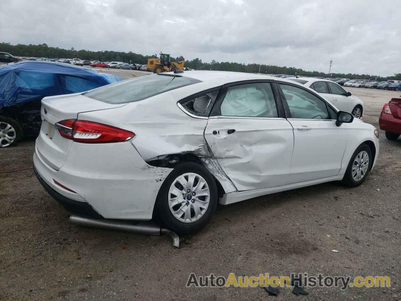 FORD FUSION S, 3FA6P0G71KR278083
