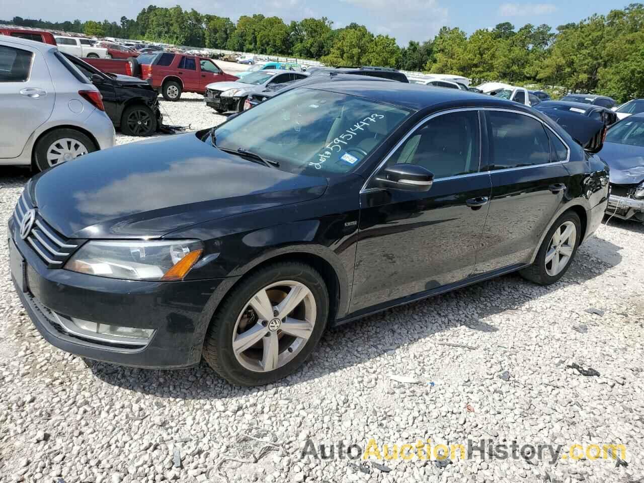 2015 VOLKSWAGEN PASSAT S, 1VWAS7A39FC122330