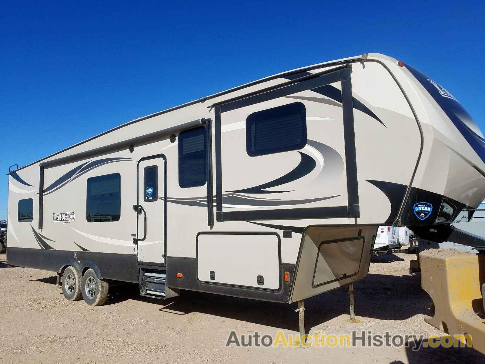 2018 KEYSTONE LAREDO, 4YDF34028JE601281