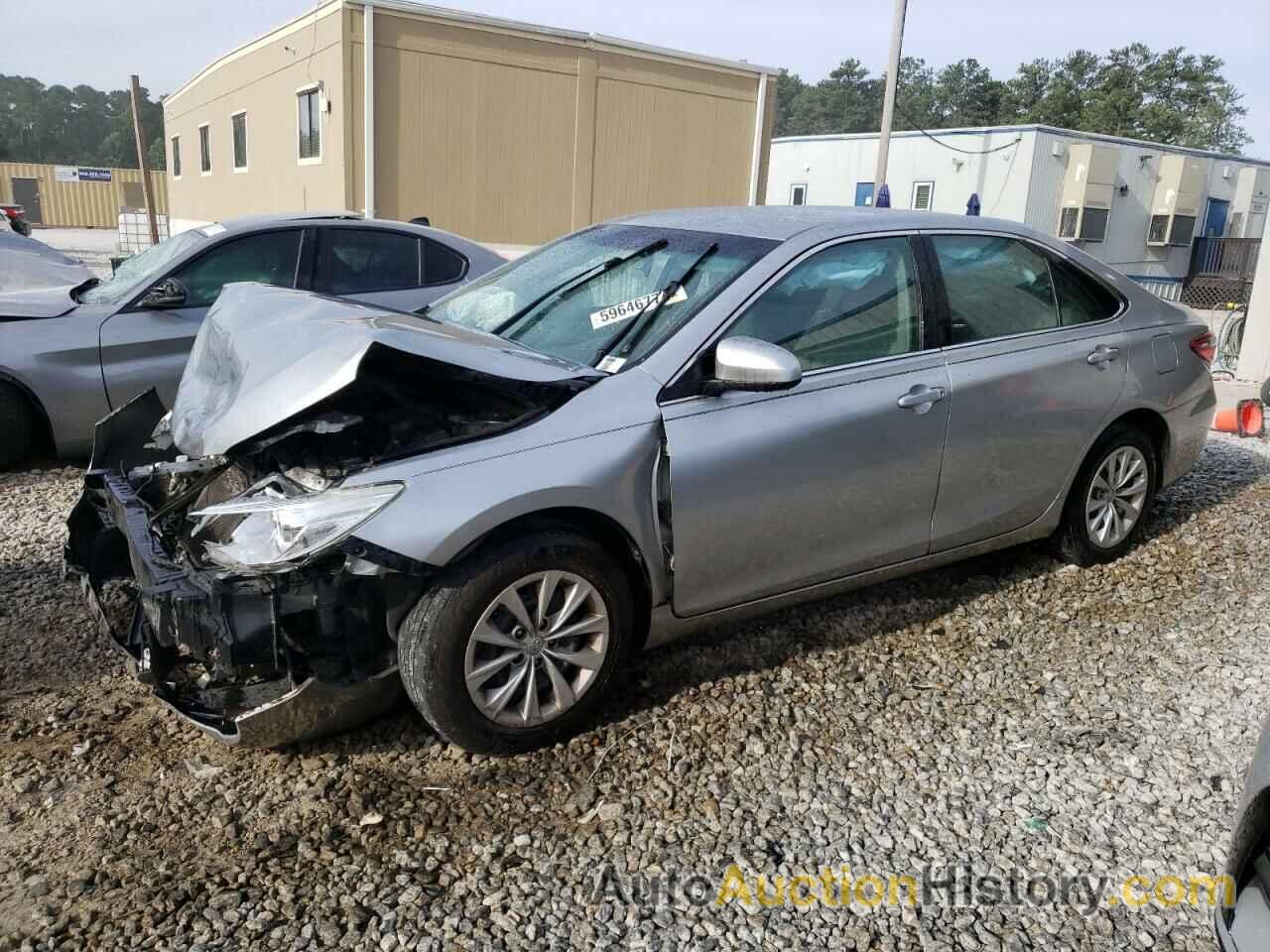 TOYOTA CAMRY LE, 4T4BF1FK0FR458971
