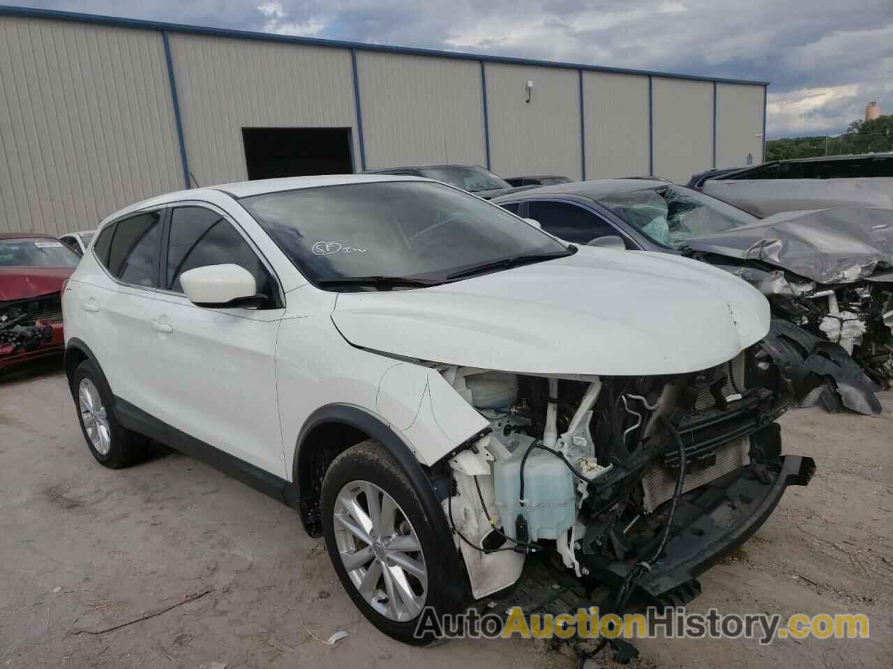 2018 NISSAN ROGUE S, JN1BJ1CP0JW160272