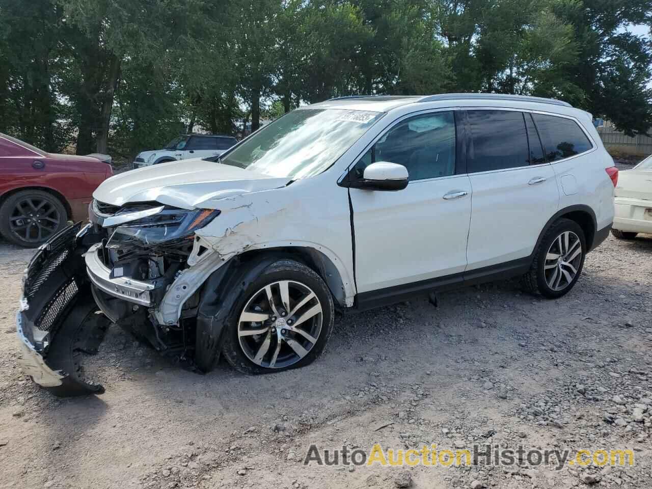 2017 HONDA PILOT TOURING, 5FNYF6H9XHB034578