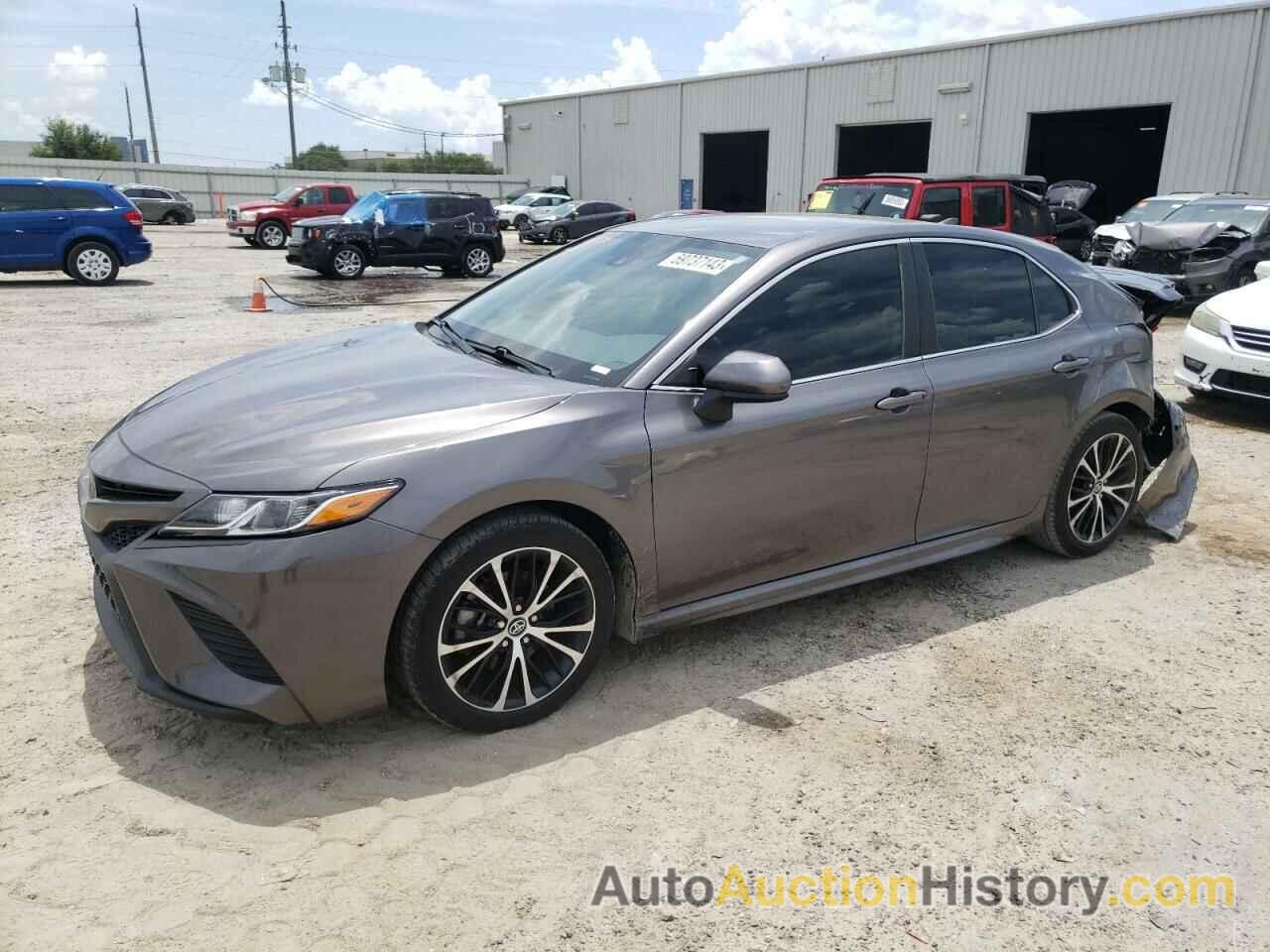 2020 TOYOTA CAMRY SE, 4T1G11AK3LU913054