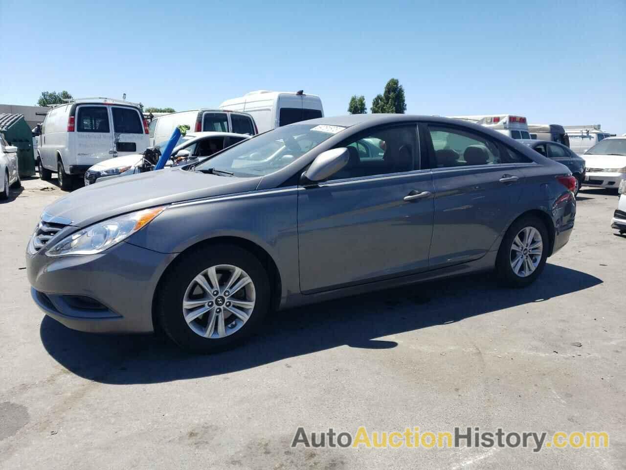 2013 HYUNDAI SONATA GLS, 5NPEB4AC8DH671571