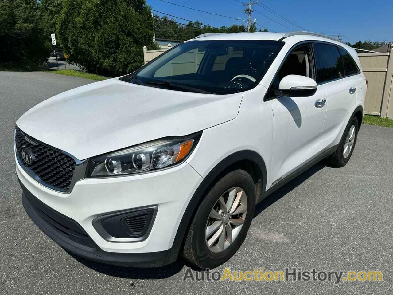 2017 KIA SORENTO LX, 5XYPGDA52HG241284