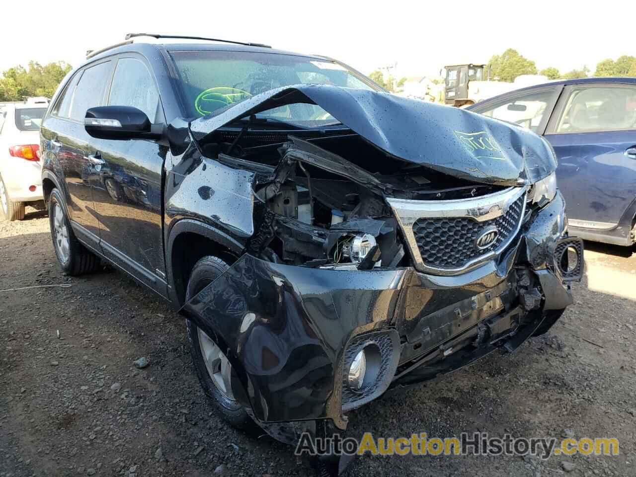 2012 KIA SORENTO BASE, 5XYKTCA69CG240974