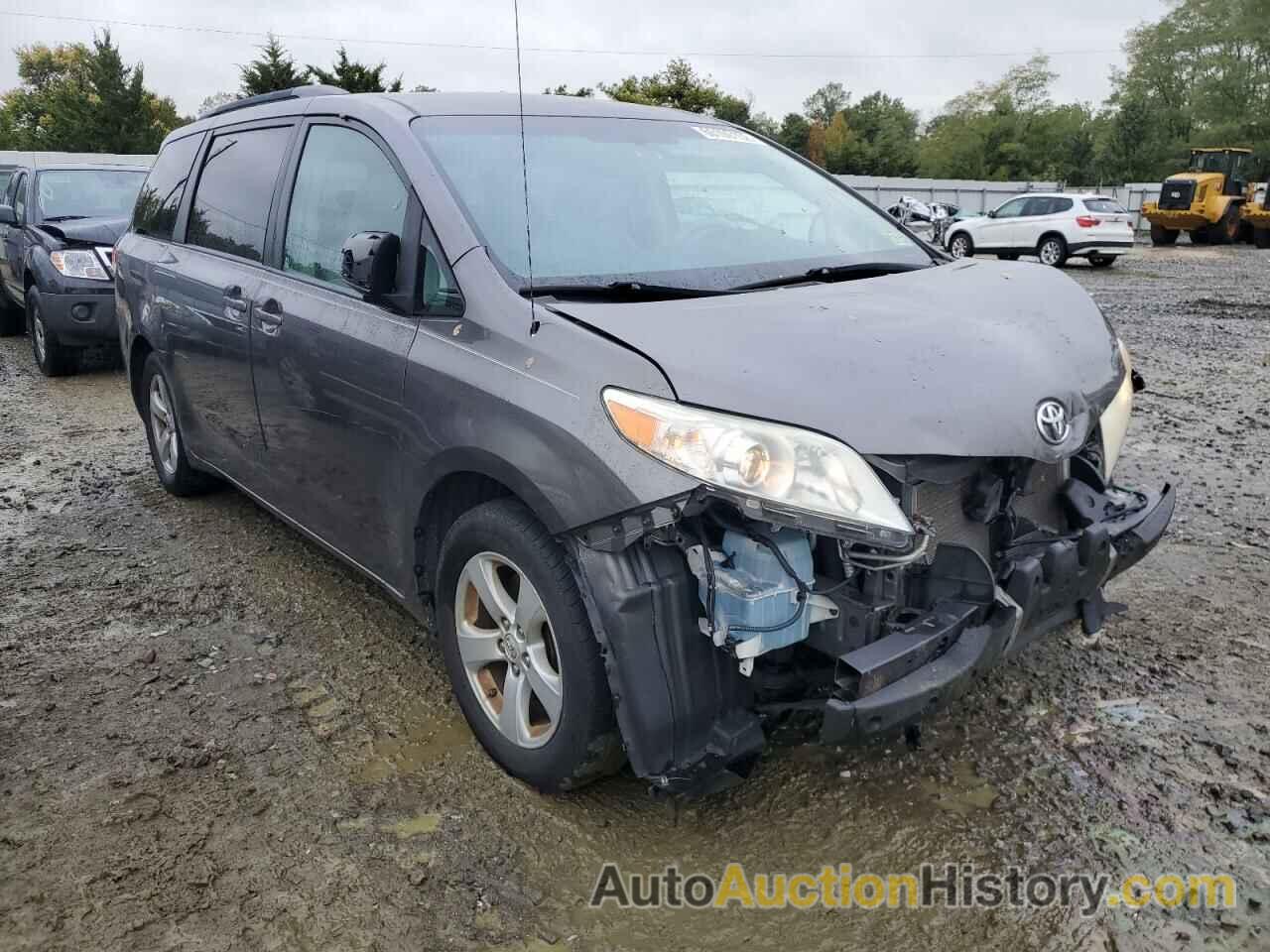 2011 TOYOTA SIENNA LE, 5TDKK3DC6BS008502