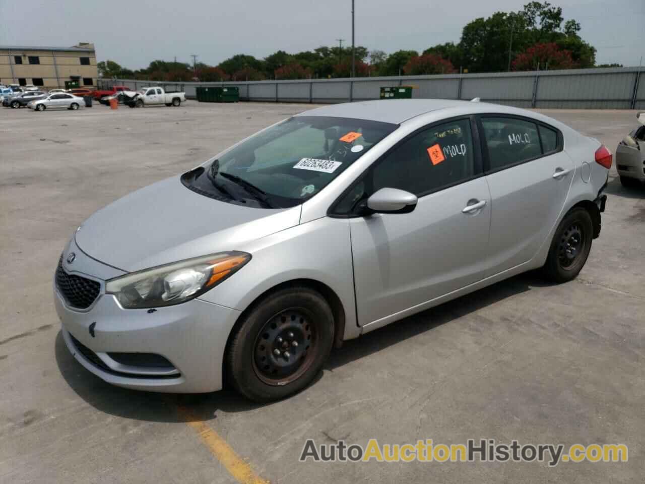 2016 KIA FORTE LX, KNAFK4A68G5555139