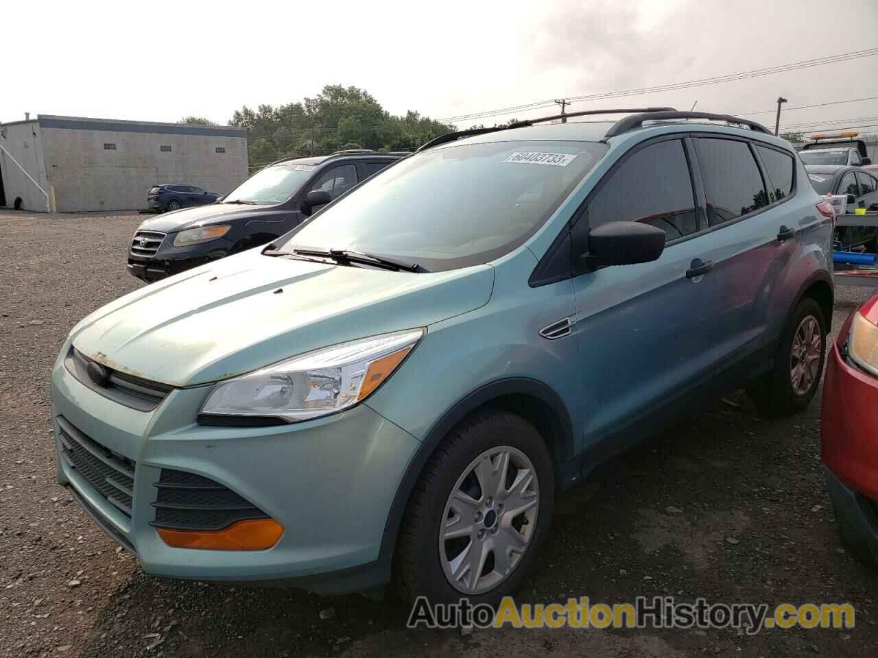 2013 FORD ESCAPE S, 1FMCU0F75DUB92144