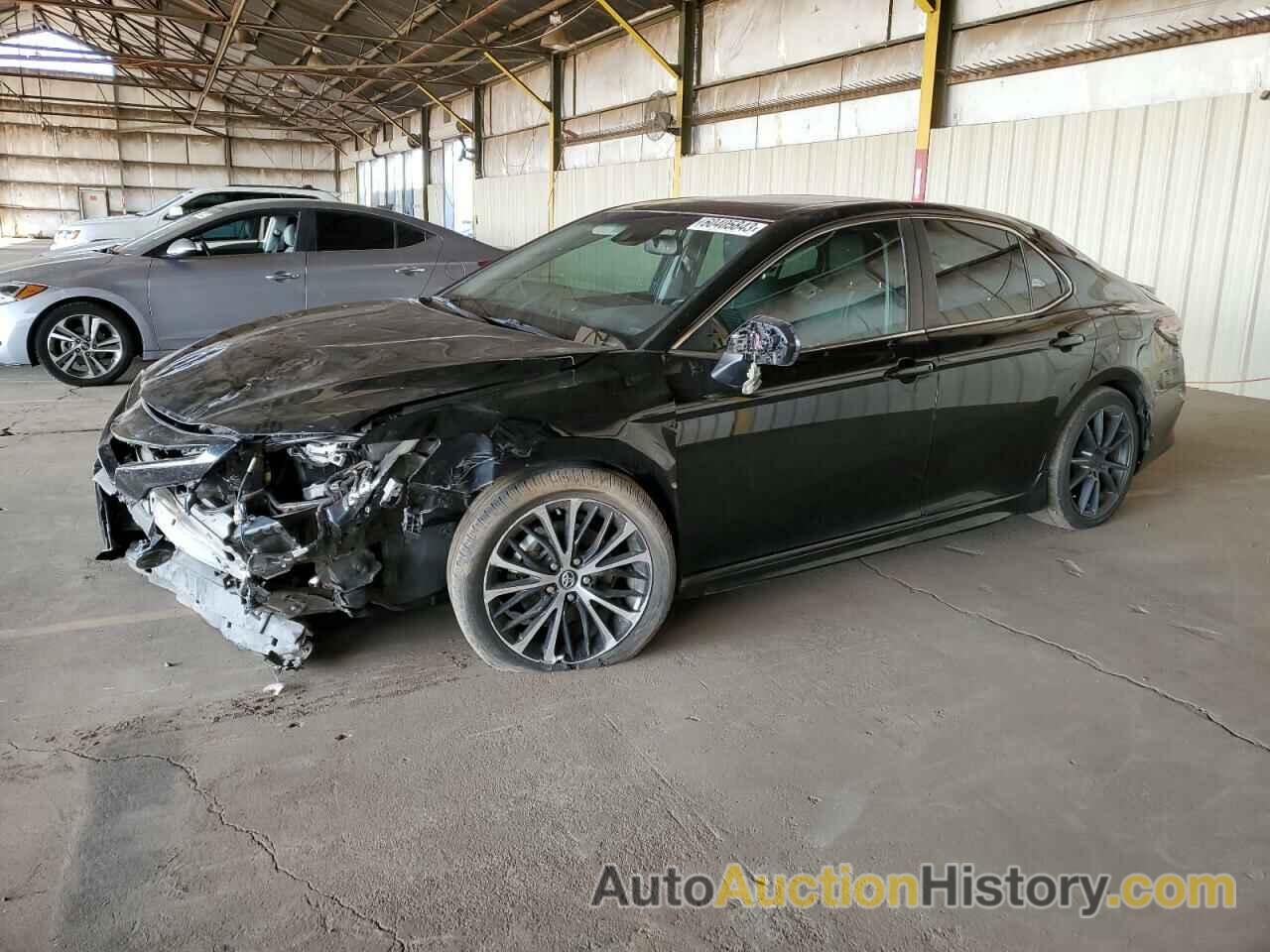 2020 TOYOTA CAMRY SE, 4T1J11AKXLU936126