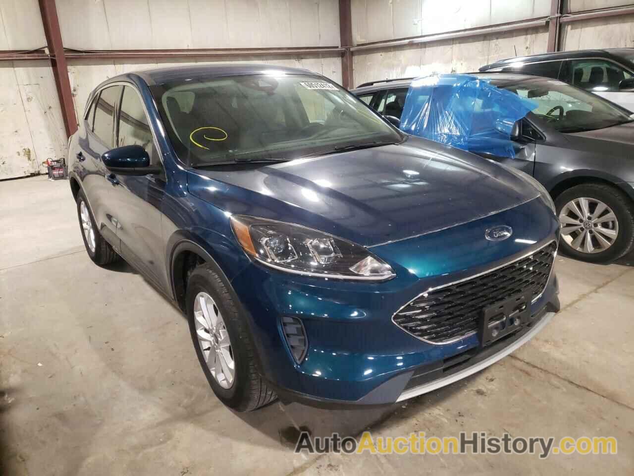 2020 FORD ESCAPE SE, 1FMCU9G60LUA49577