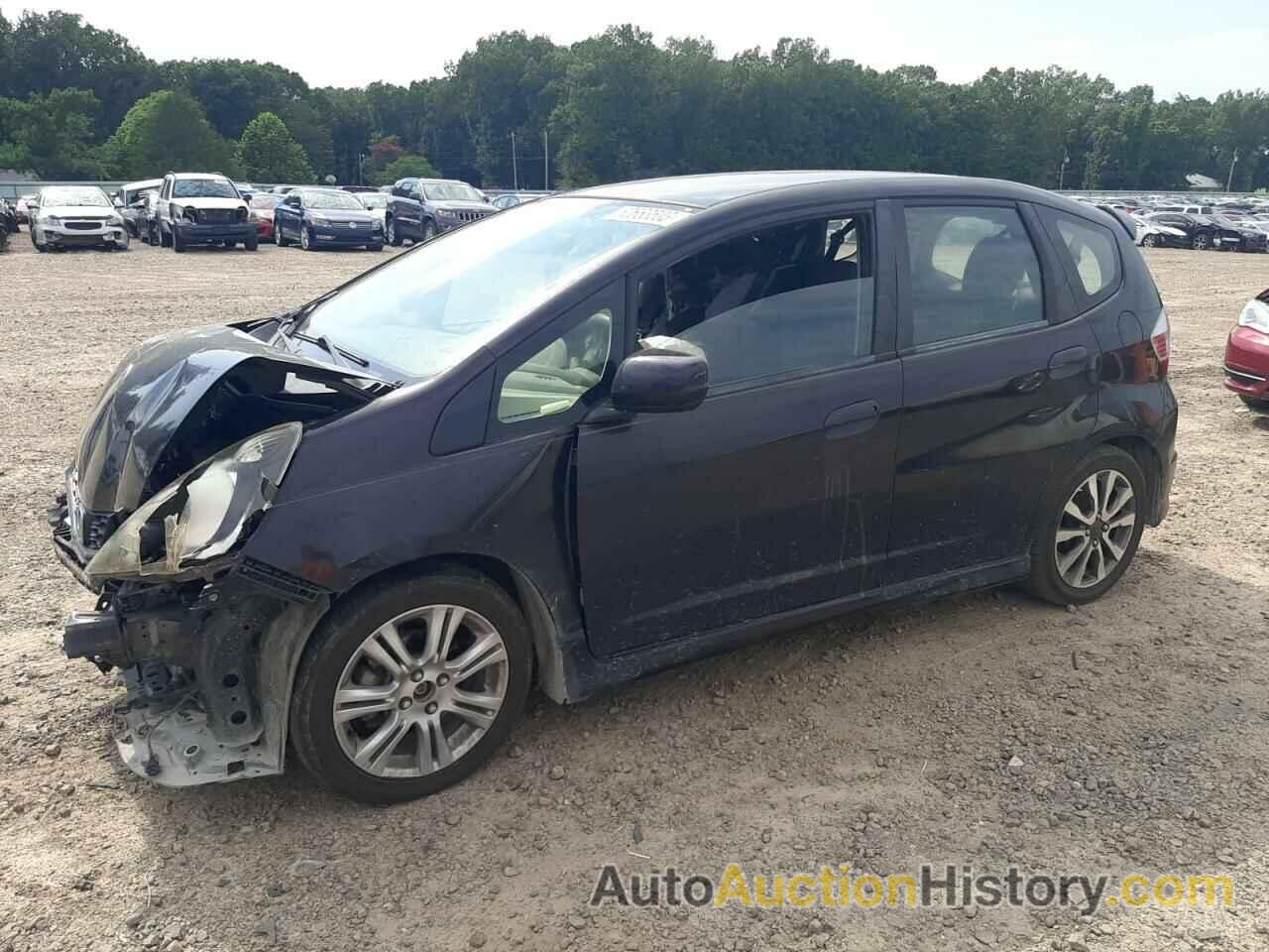 2013 HONDA FIT SPORT, JHMGE8H51DC045899