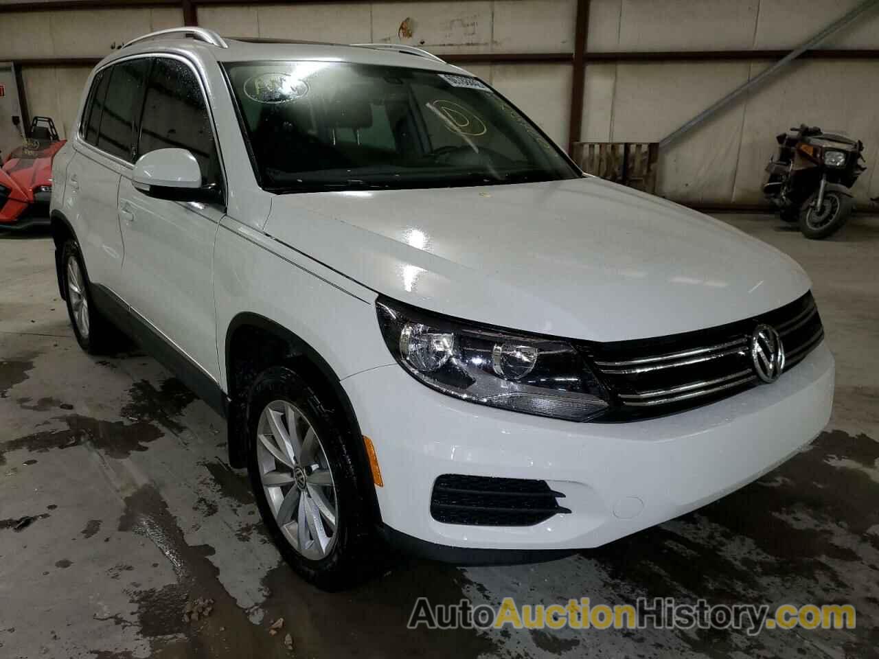 2017 VOLKSWAGEN TIGUAN WOLFSBURG, WVGSV7AX7HW508033