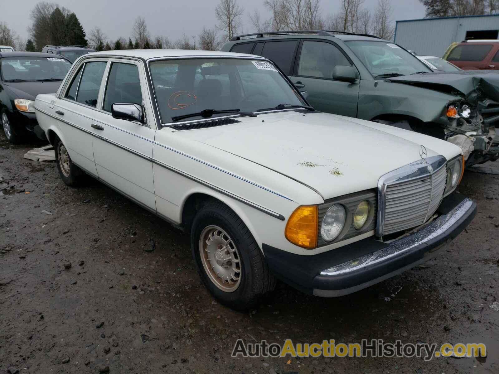 1984 MERCEDES-BENZ E CLASS, WDB1231301A083855