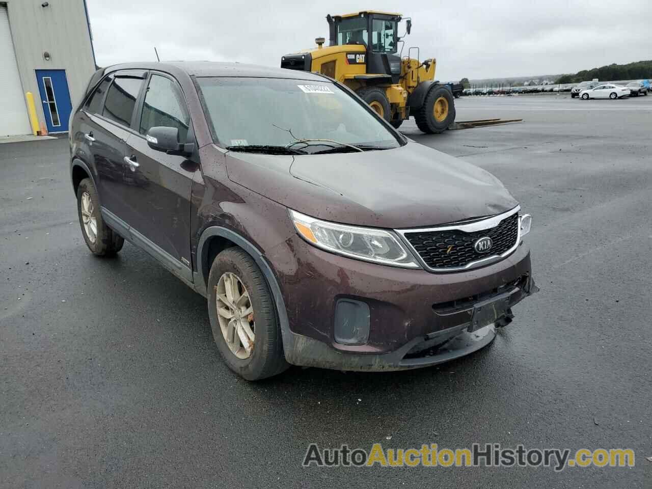 2014 KIA SORENTO LX, 5XYKTCA67EG547384