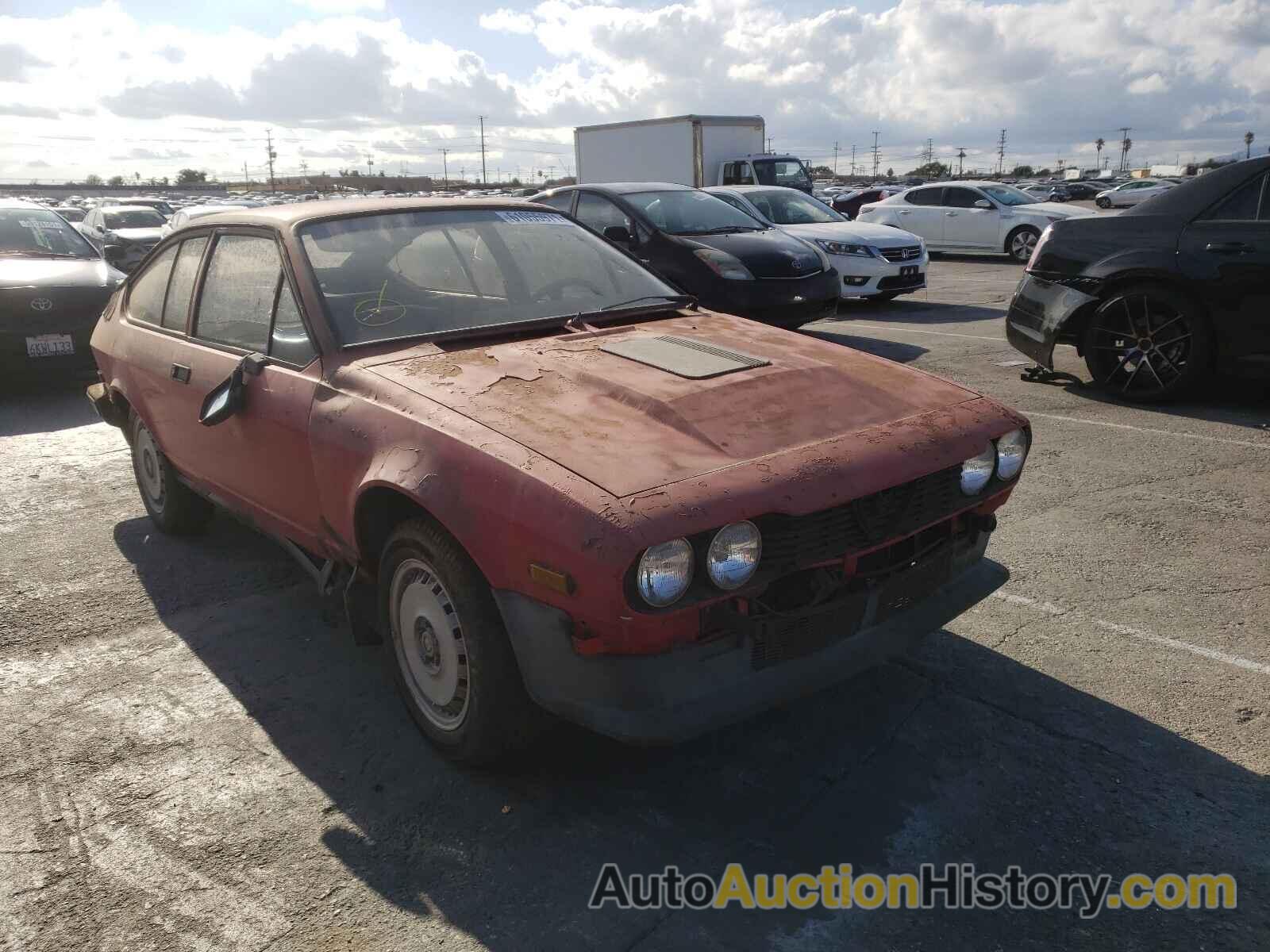1981 ALFA ROMEO GT V6 2.5, ZARAA669XB1001217
