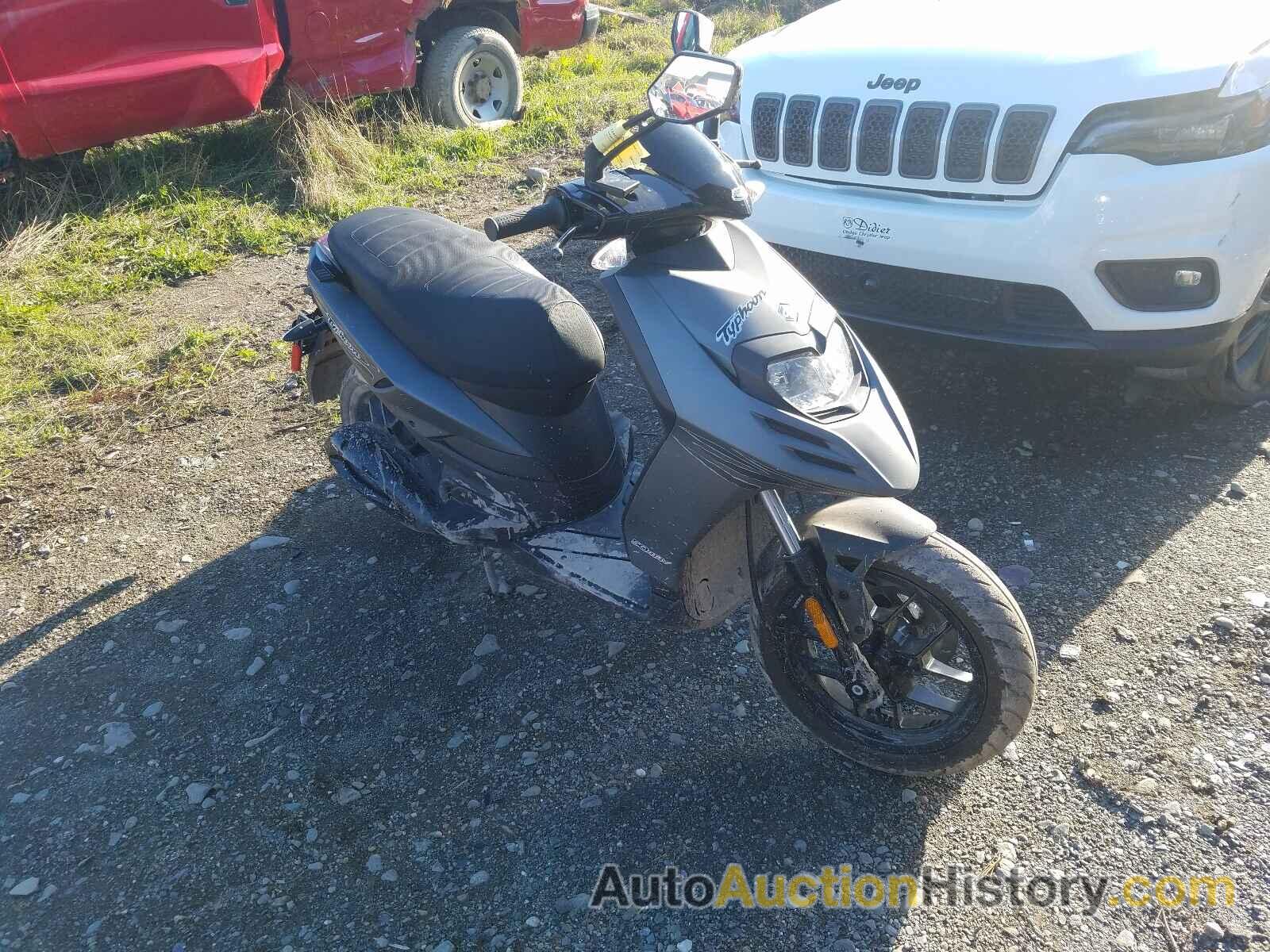 2020 PIAGGIO SCOOTER, ZAPC506BXL4003507