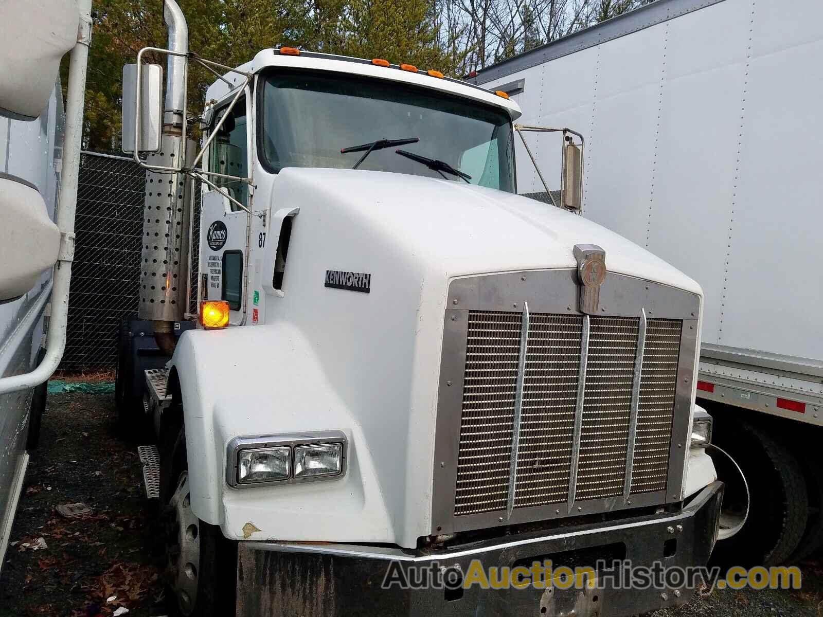 2000 KENWORTH ALL MODELS T800, 1XKDDU9X7YJ851297