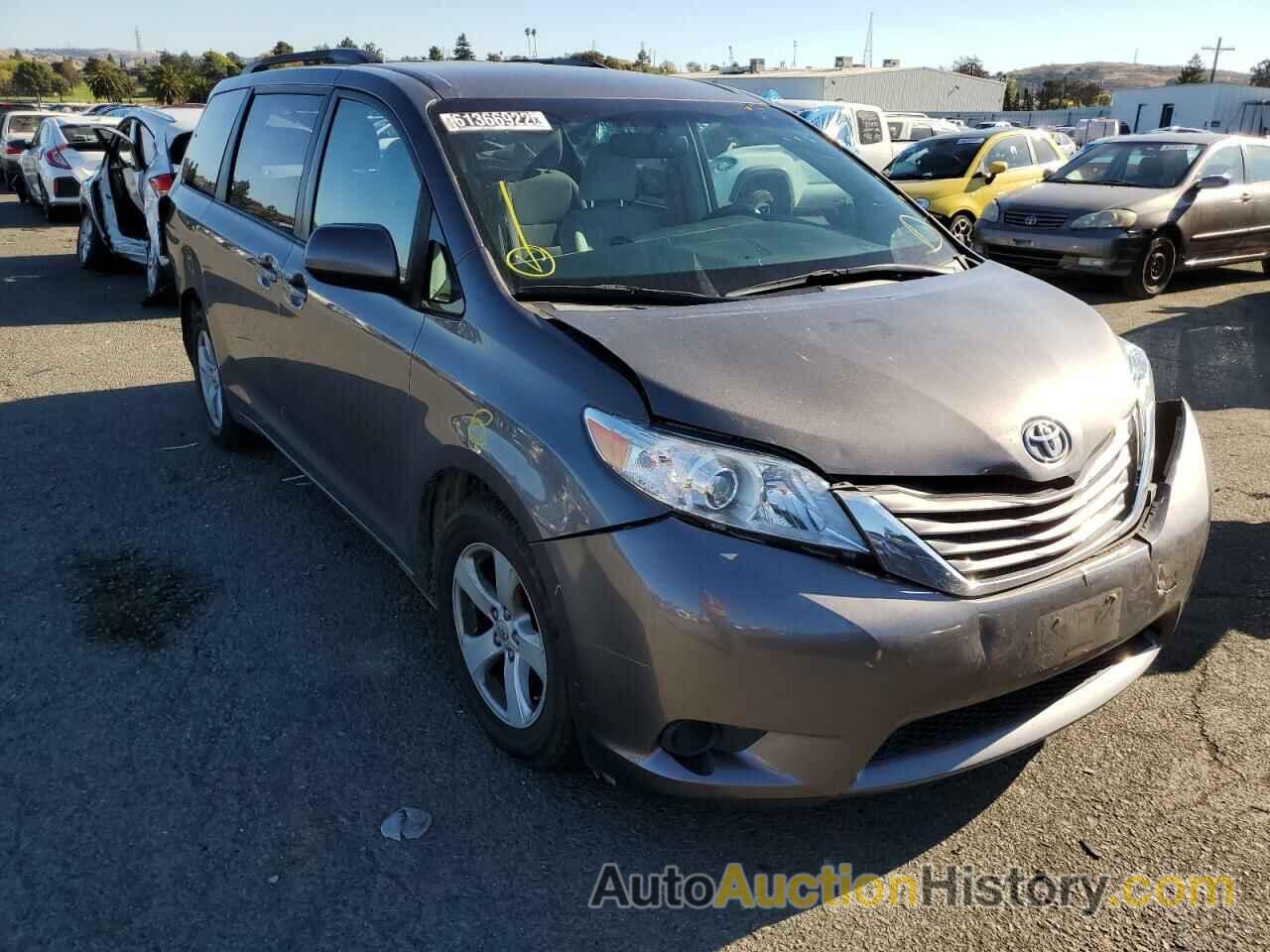 2017 TOYOTA SIENNA LE, 5TDKZ3DC7HS880188