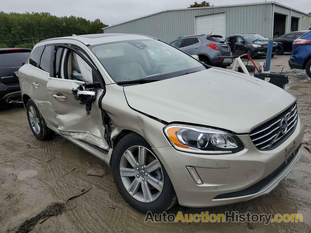 2017 VOLVO XC60 T5 INSCRIPTION, YV440MDUXH2132380