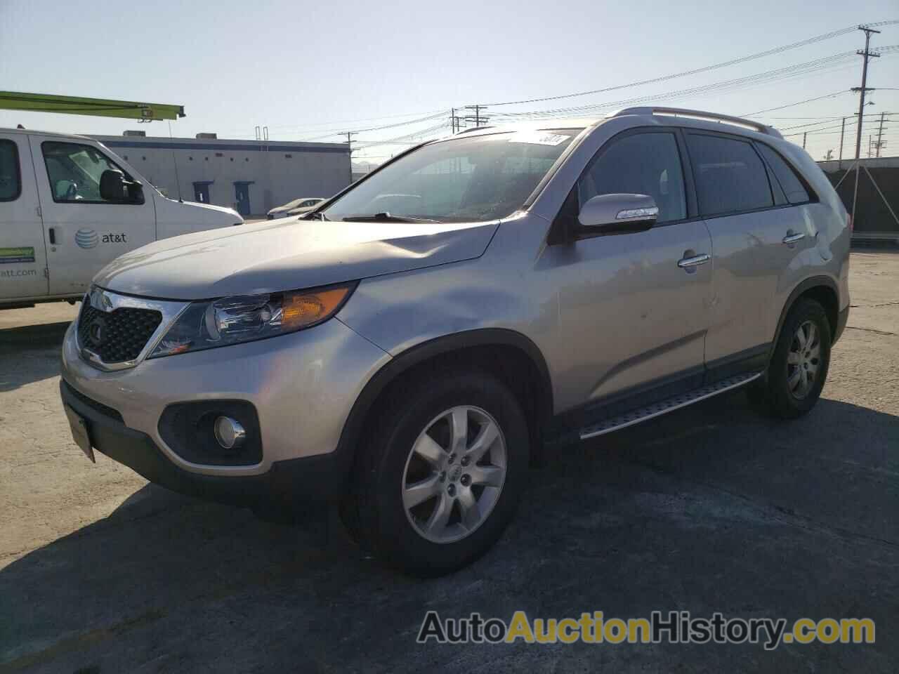 2013 KIA SORENTO LX, 5XYKT4A67DG358271