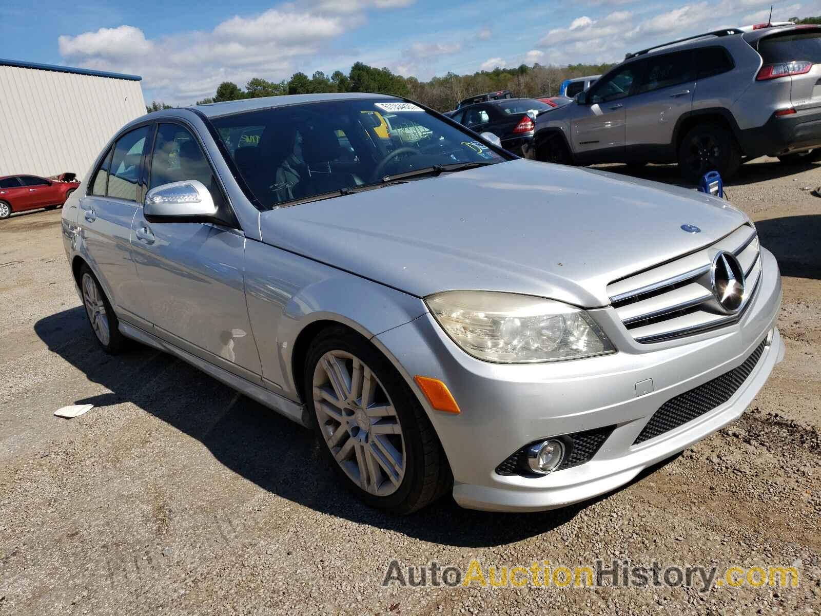 2010 MERCEDES-BENZ 300-CLASS 300 4MATIC, WDDGF81X49R073944