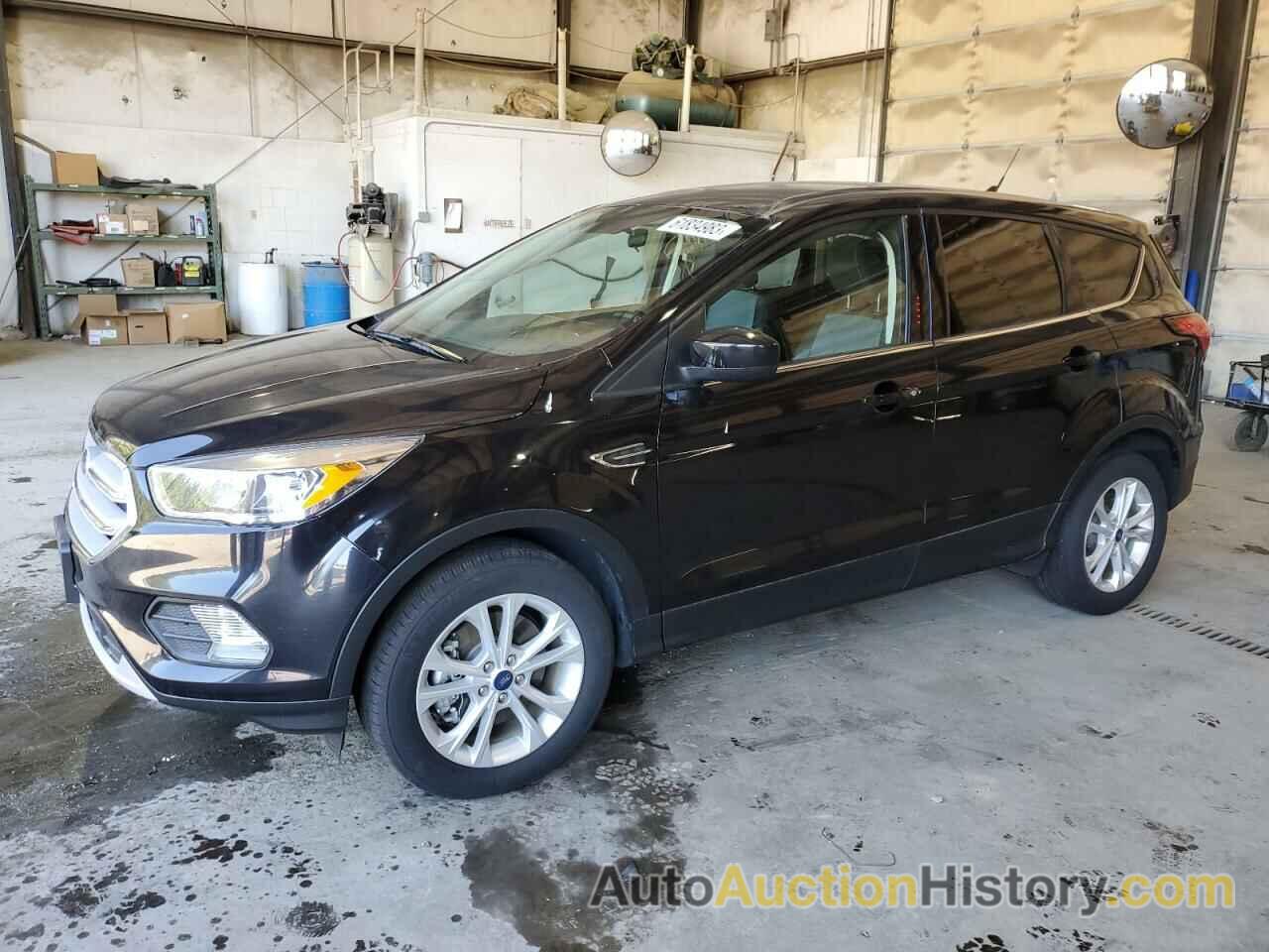 2019 FORD ESCAPE SE, 1FMCU9GD9KUB66894