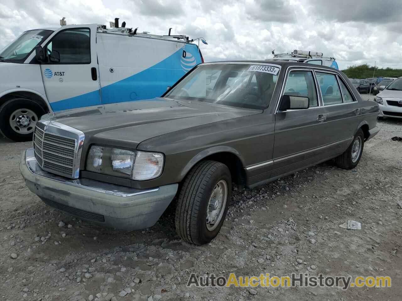 1983 MERCEDES-BENZ 380-CLASS SEL, WDBCA33AXDB035573