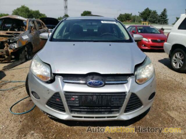 FORD FOCUS SE, 1FADP3F26DL318643