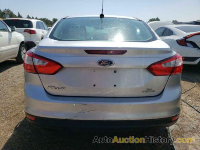 FORD FOCUS SE, 1FADP3F26DL318643